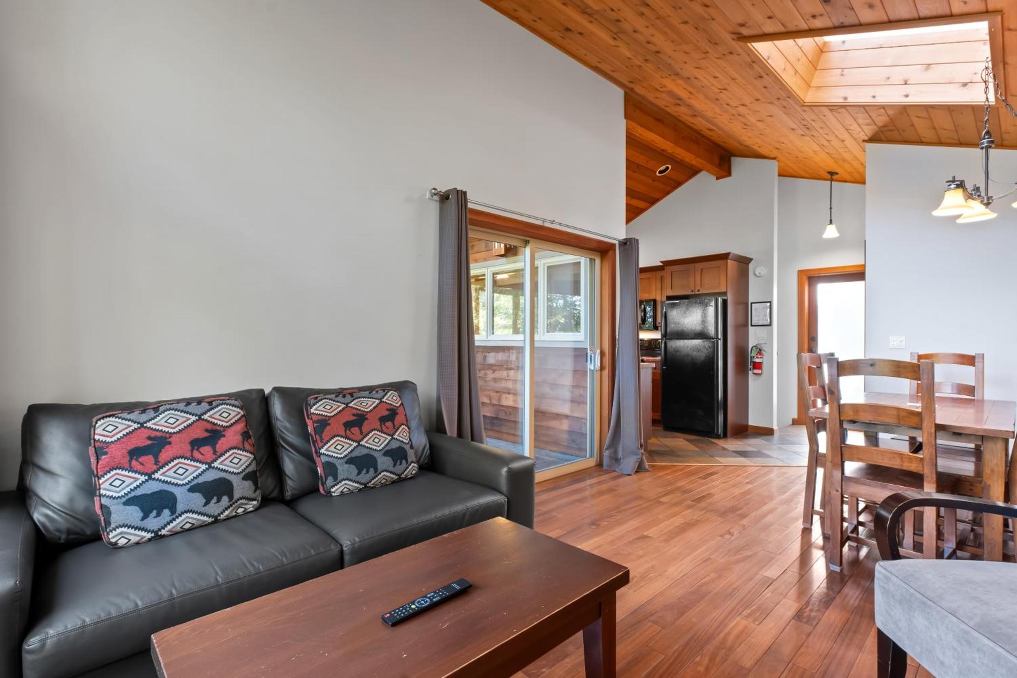 The Cabins At Terrace Beach Ucluelet Exterior foto